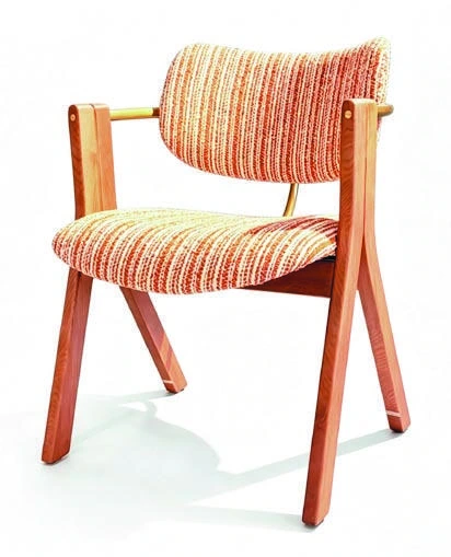 030 Dining Chair — catalogue product photograph